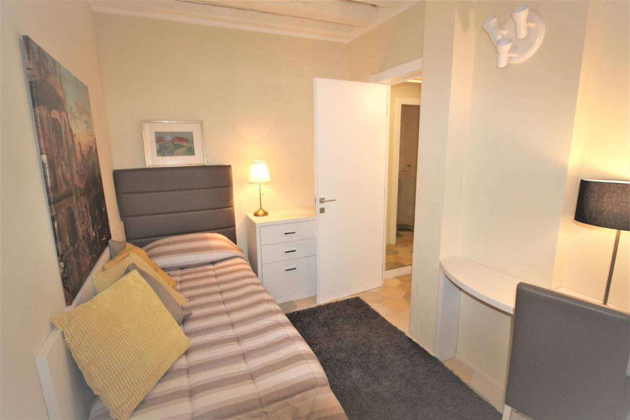 New Central And Spacious Венеція Екстер'єр фото